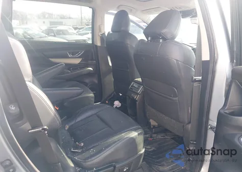 2020 Subaru Ascent Limited z USA, uszkodzony, nr VIN 4S4WMAPD2L3433976